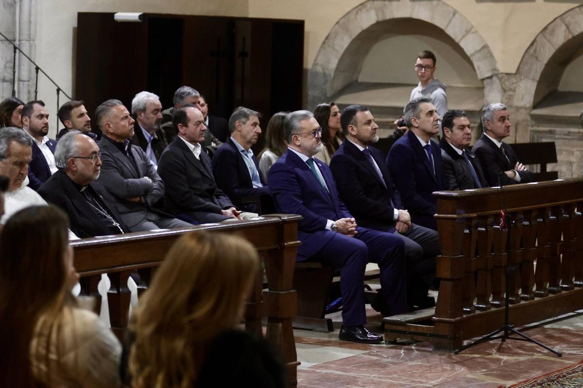 EN IMÁGENES: Martín Martín Peláez, presidente del Real Oviedo, pregonero de la Semana Santa de Oviedo