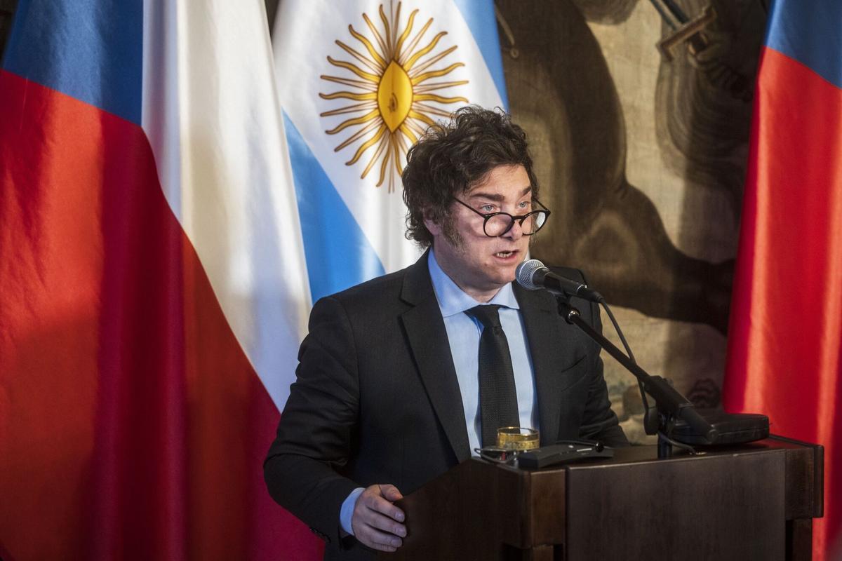 El presidente de Argentina, Javier Milei, este lunes en Praga.
