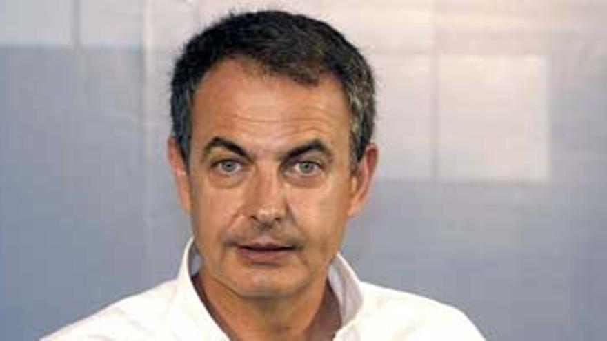 Zapatero pide &#039;&#039;responsabilidad&#039;&#039; al PP ante las acusaciones de escuchas ilegales