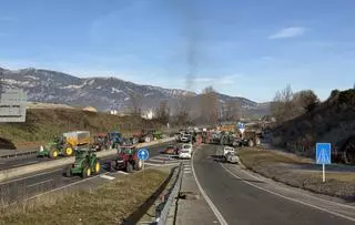 Els pagesos confien que Illa expressi el seu "suport inequívoc" al sector i avisen que si no convocaran nous talls