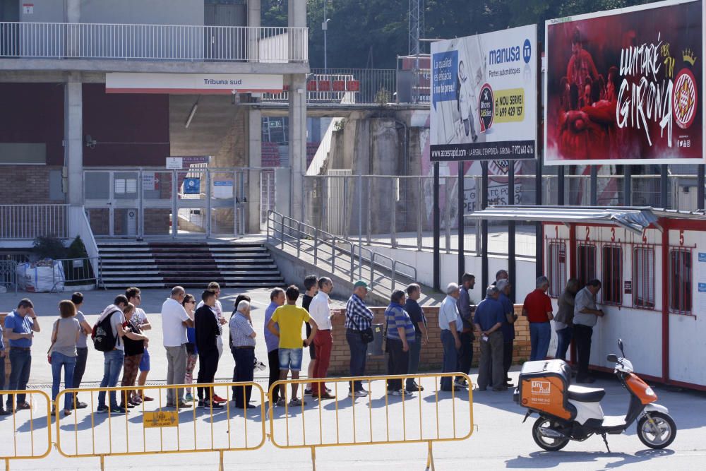 Cues a Montilivi per aconseguir entrades pel Girona-Còrdova