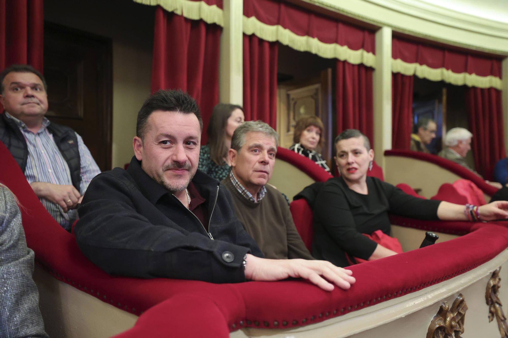 Así fue el acto central del Día de les Lletres que se celebró en el teatro Campoamor