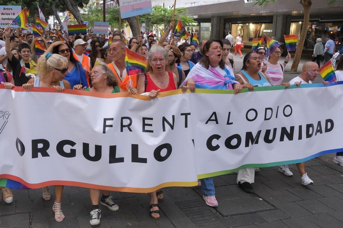 Manifestación del Orgullo Gay, Las Palmas de Gran Canaria Manifestación del Orgullo Gay, Las Palmas de Gran Canaria