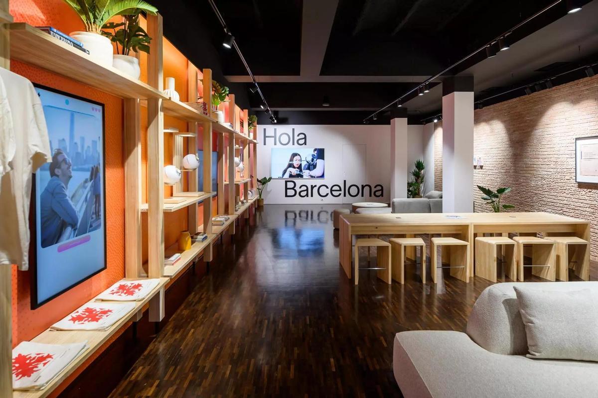 Así es la nueva tienda de World en Barcelona, la primera de España.