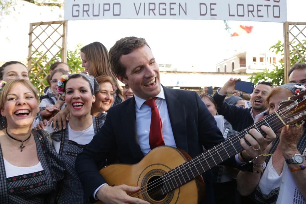 Pablo Casado visita las barracas de Murcia