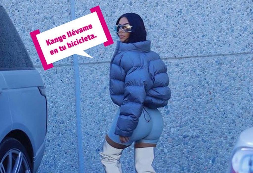 Kim Kardashian con pantalones 'spanx'