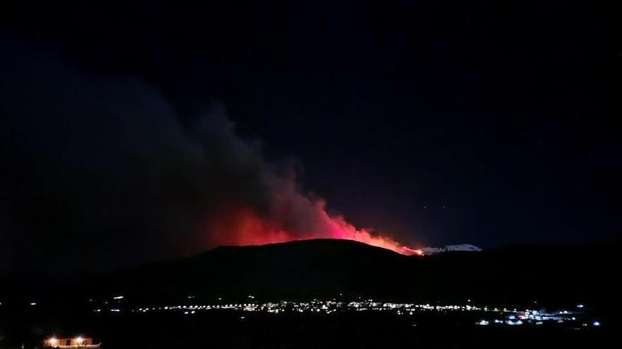 El alcalde de Losar de la Vera, ante el incendio forestal que ya ha arrasado 200 hectáreas: 