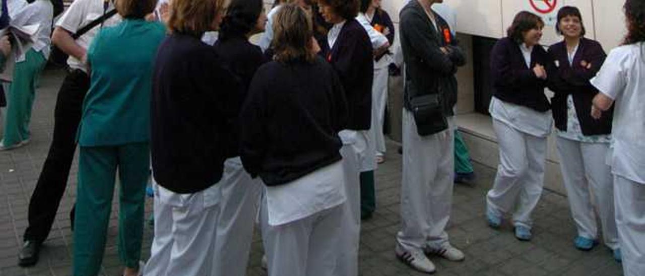 Trabajadores del Hospìtal Insular.