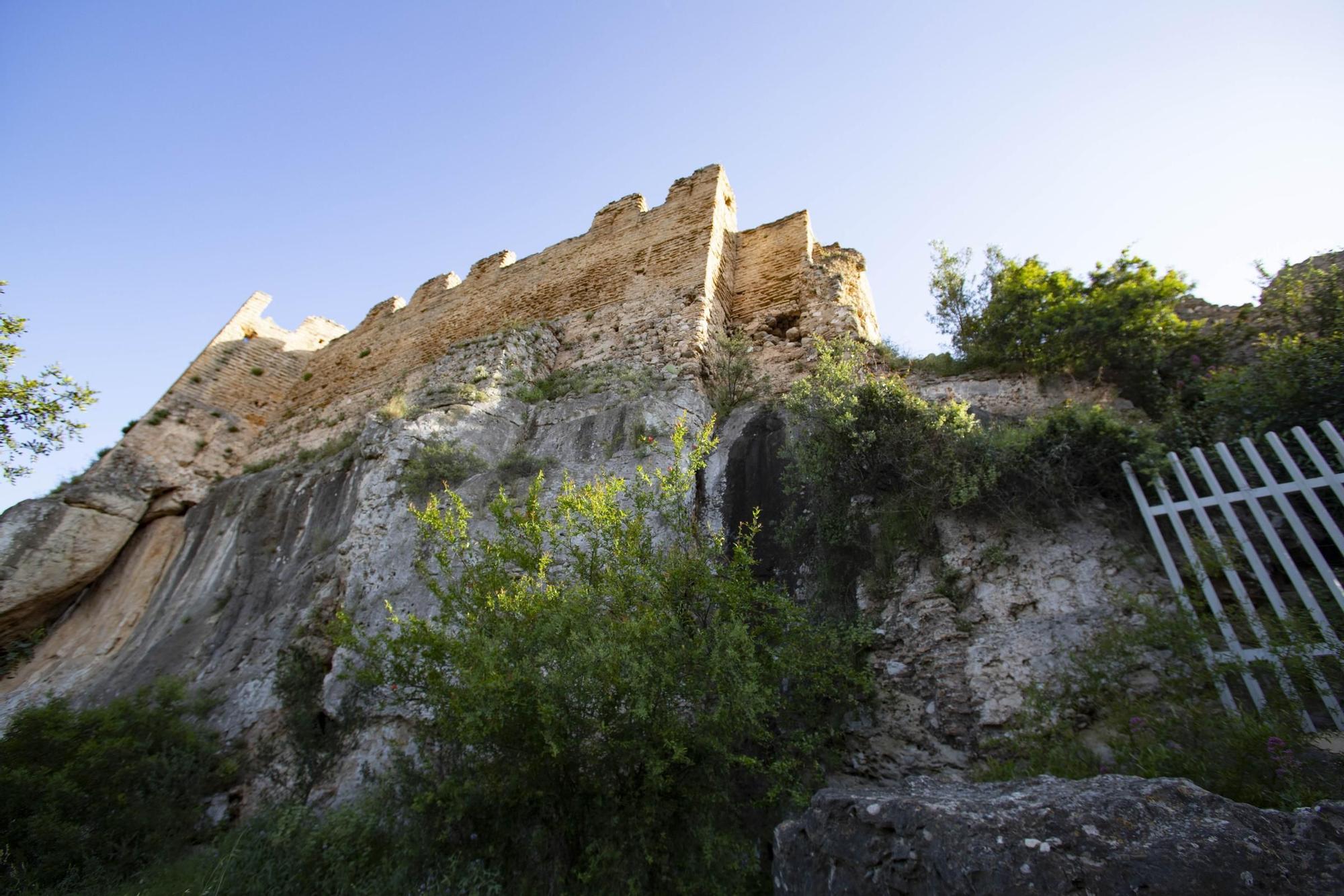 El castillo de Corbera y sus espectaculares vistas de la Ribera Baixa