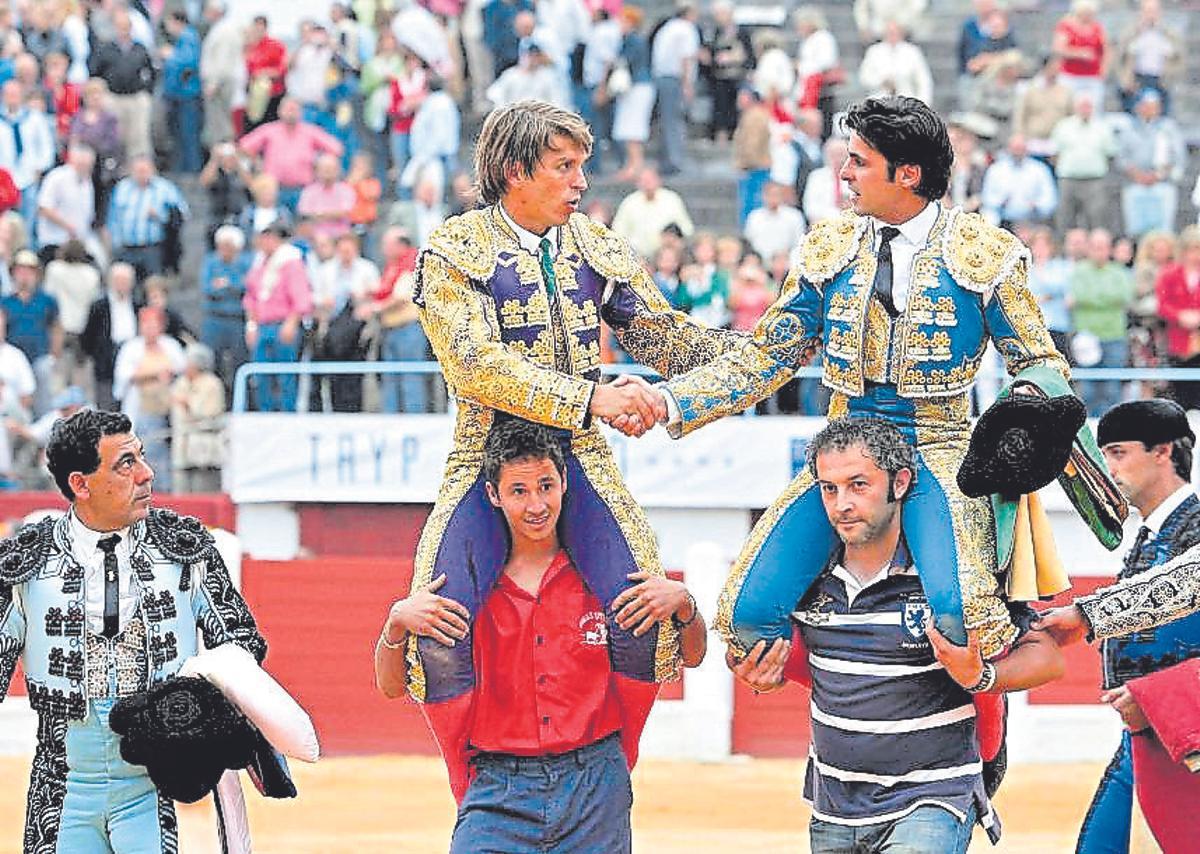 Oviedo, a pie de calle: El álbum de Buenavista