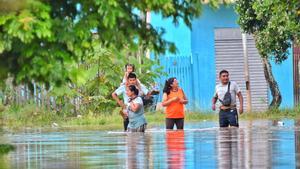 Las fuertes lluvias en Bolivia obligan a suspender clases en tres departamentos