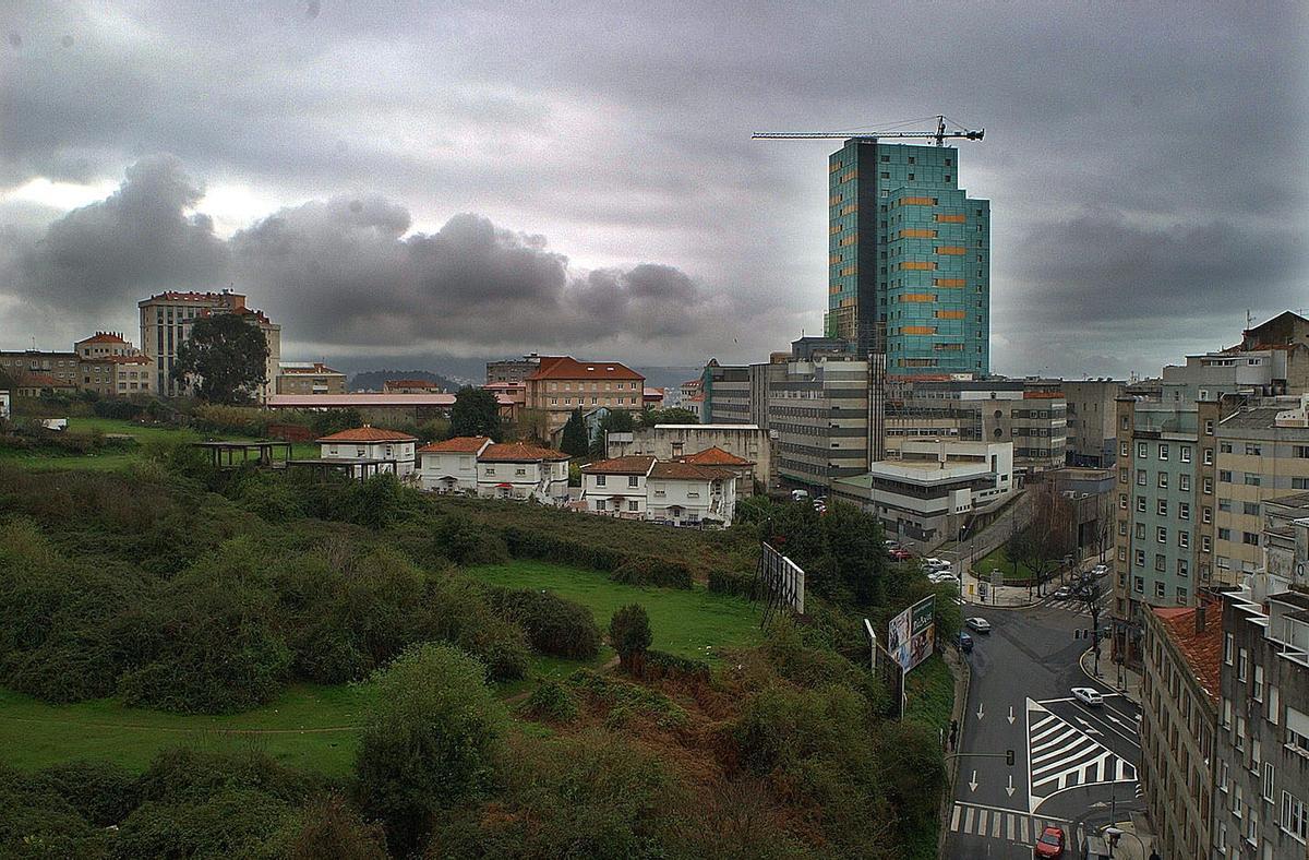 VISTA DEL EDIFICIO DEL HOSPITAL XERAL, DE VIGO