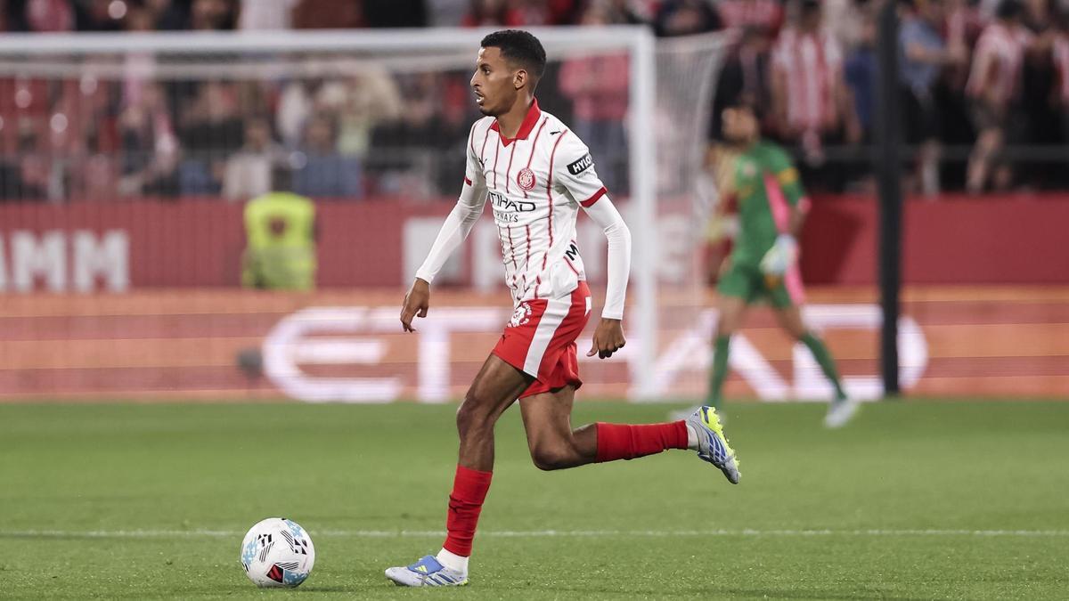 Azzedine Ounahi en acció durant un partit de la temporada passada