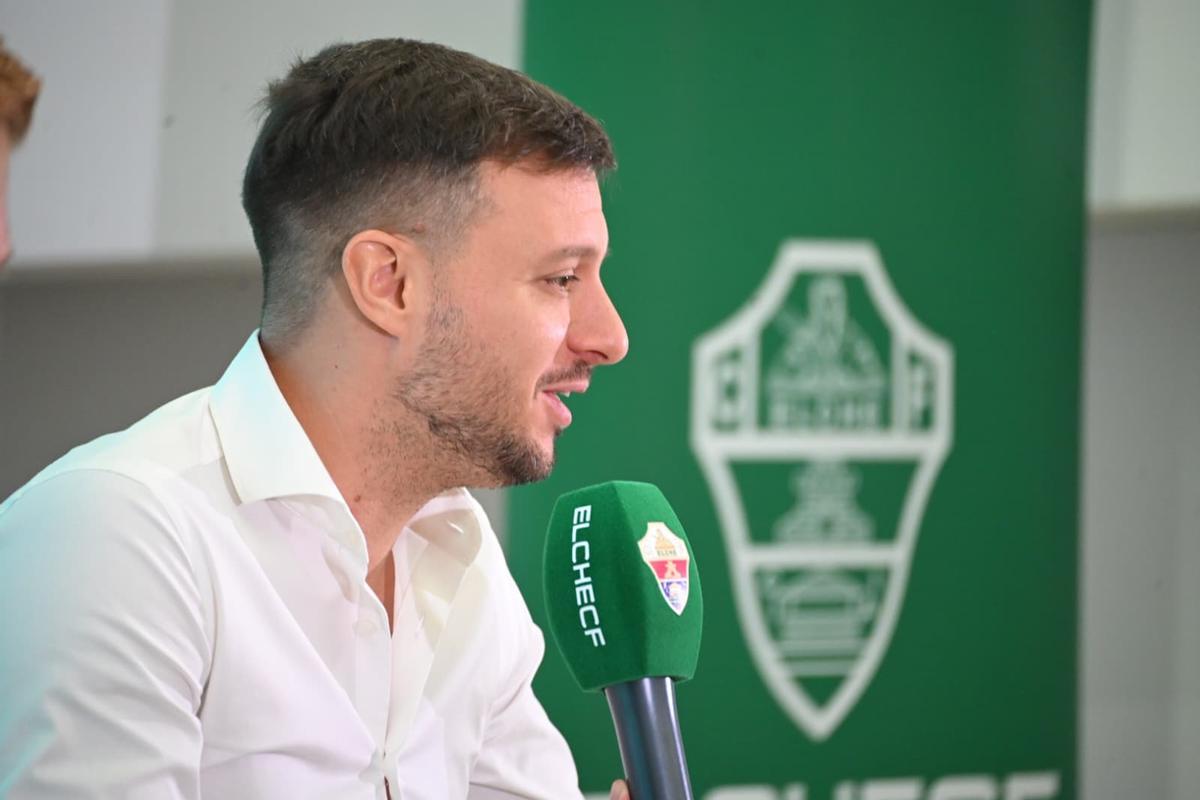 Presentación de Martín Anselmi, nuevo entrenador del Elche CF