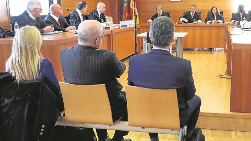 El fiscal rebaja de 22 a 11 años la pena de cárcel para Coté y Gisbert