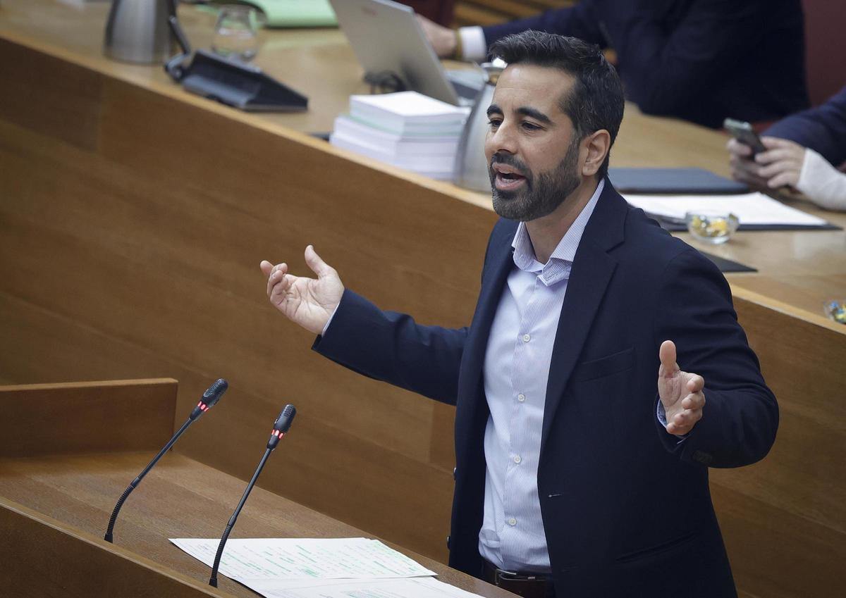 José Muñoz, síndic del PSPV, durante su intervención.