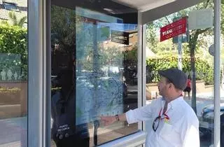 Madrid digitaliza las marquesinas regionales de autobús con pantallas táctiles y mapas interactivos