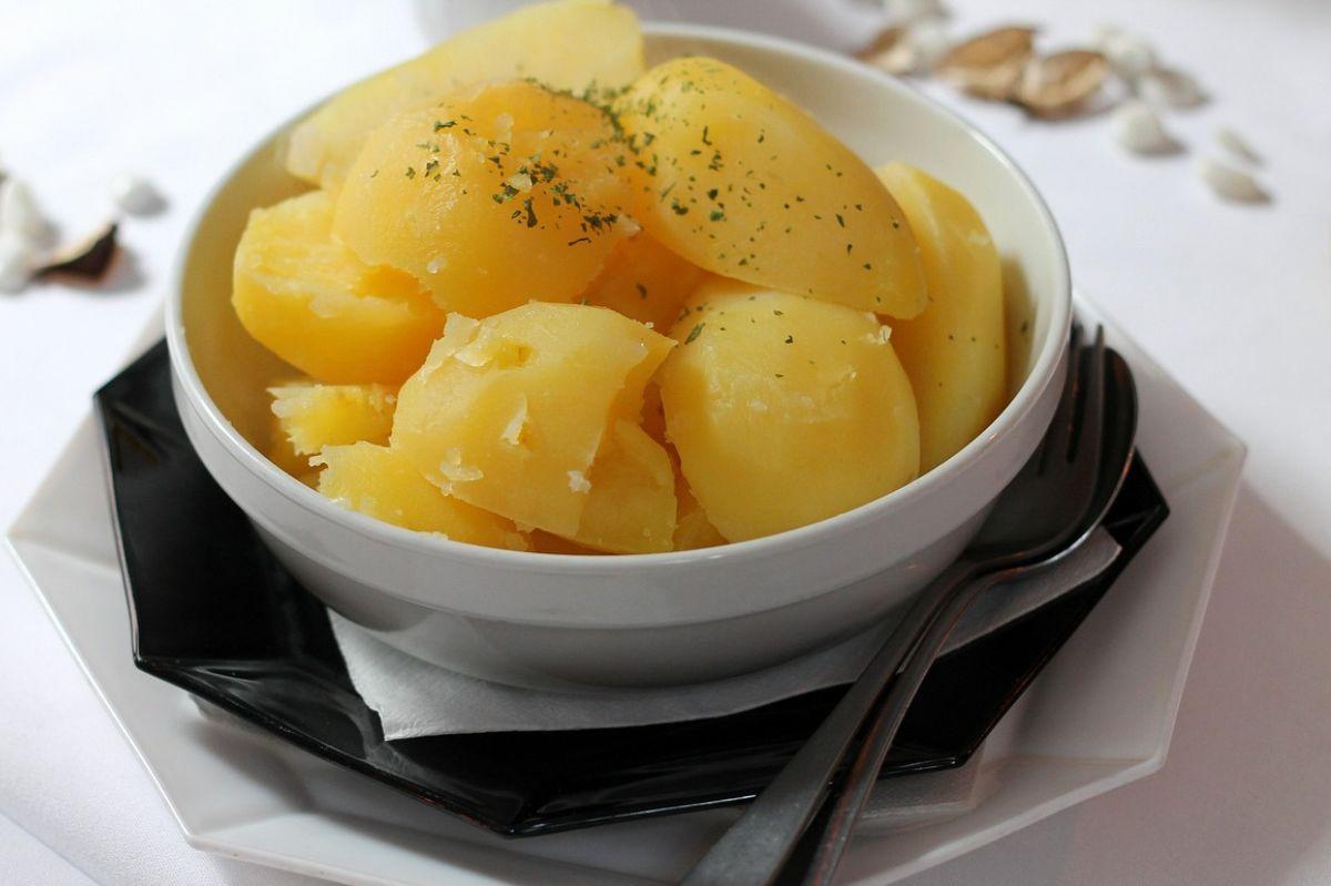 Adiós a las patatas cocidas los médicos piden eliminarlas de la dieta por este motivo