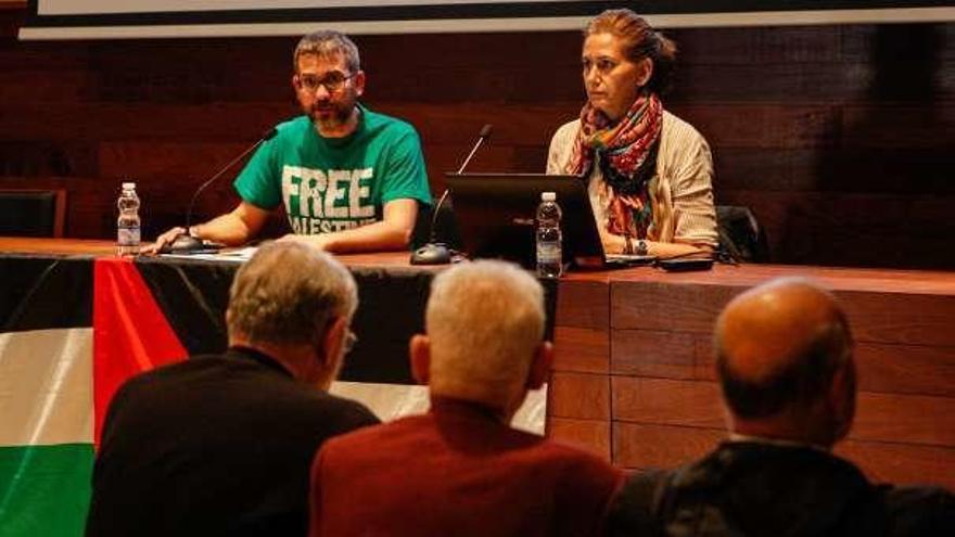 Jaldía Abubakra debate sobre la heroína palestina Ahed Tamimi