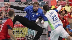Els Hispans recorren a l’èpica per ficar-se a semifinals