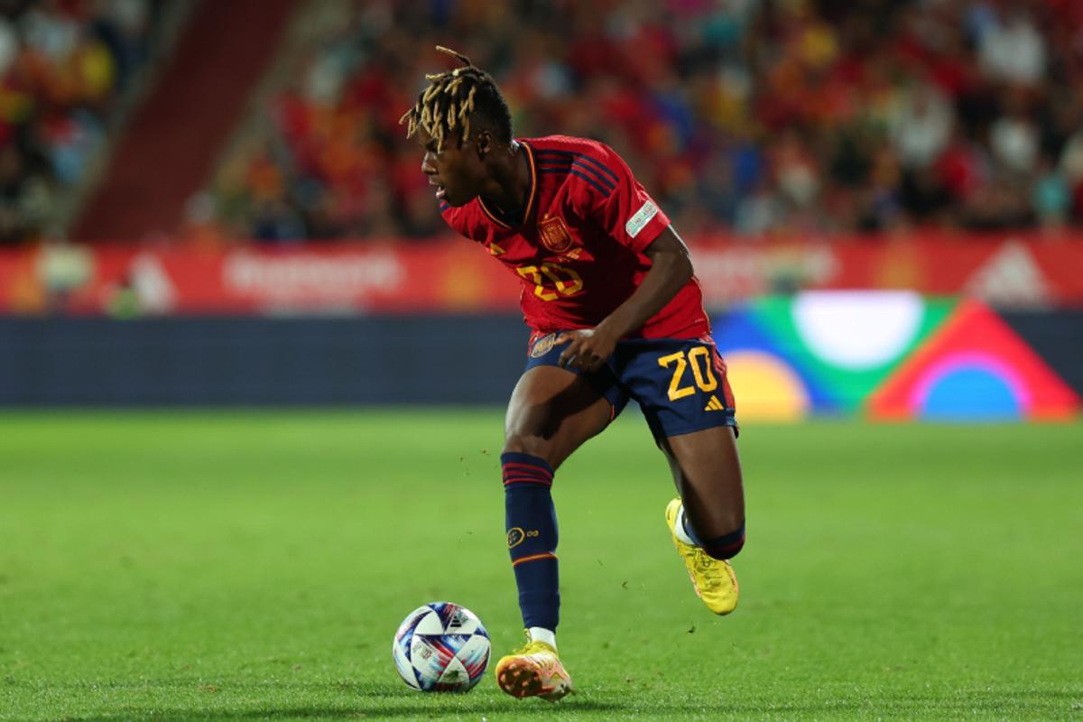 Nico Williams juega con la selección española en el Mundial 2026