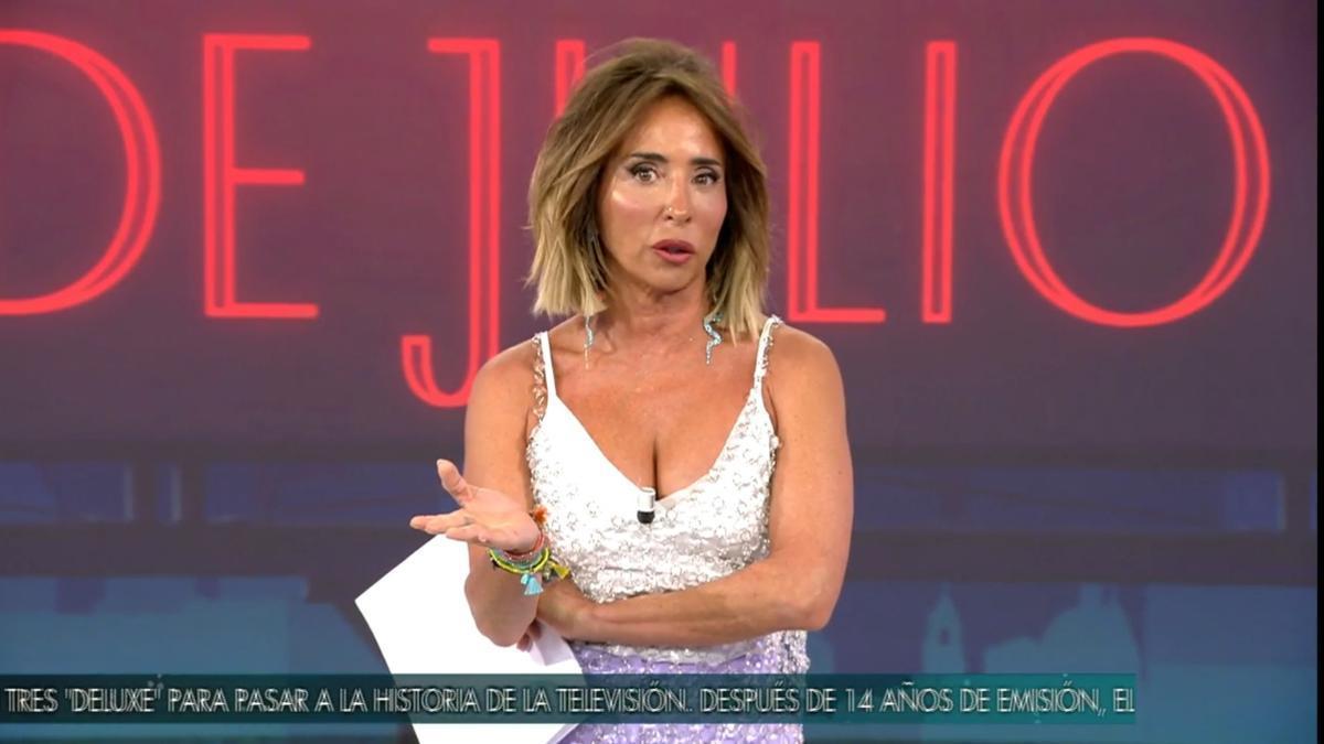 María Patiño presentado 'Viernes Deluxe'.