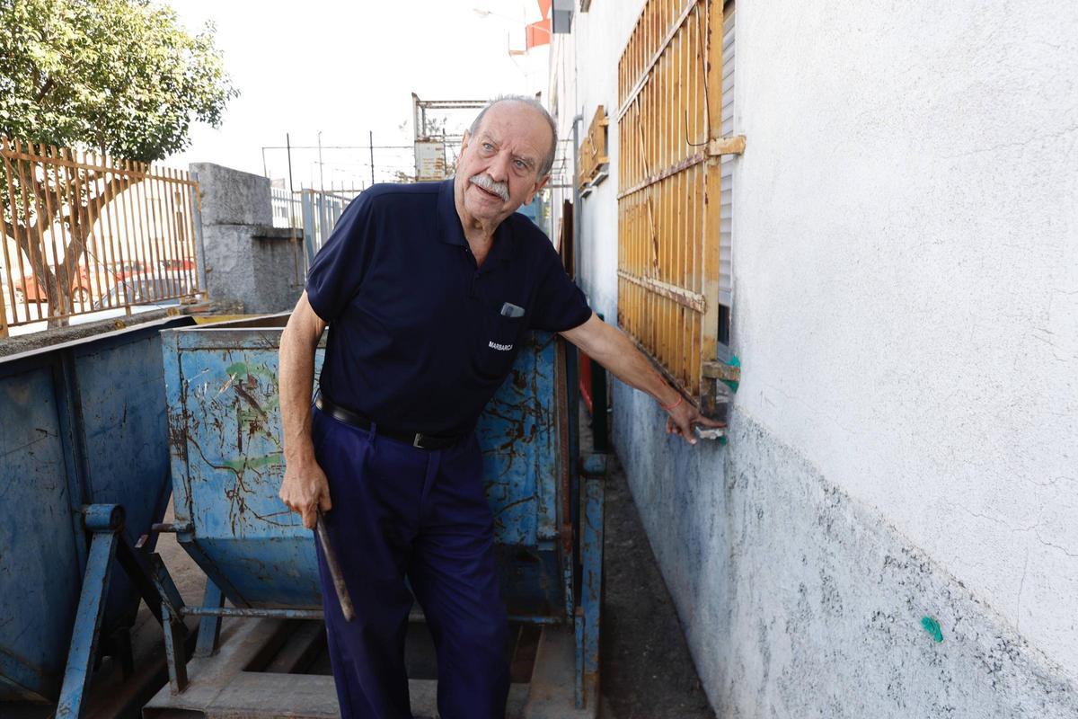 Bolumar indica hasta dónde llegó el agua en su negocio el 29-O.