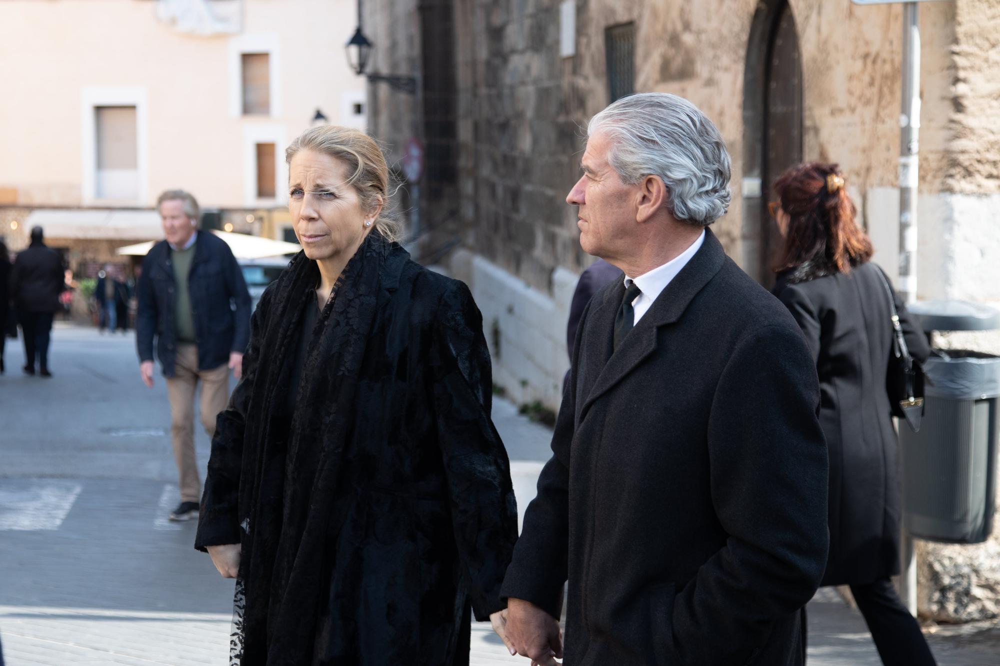 Funeral por Cristina Macaya en Palma