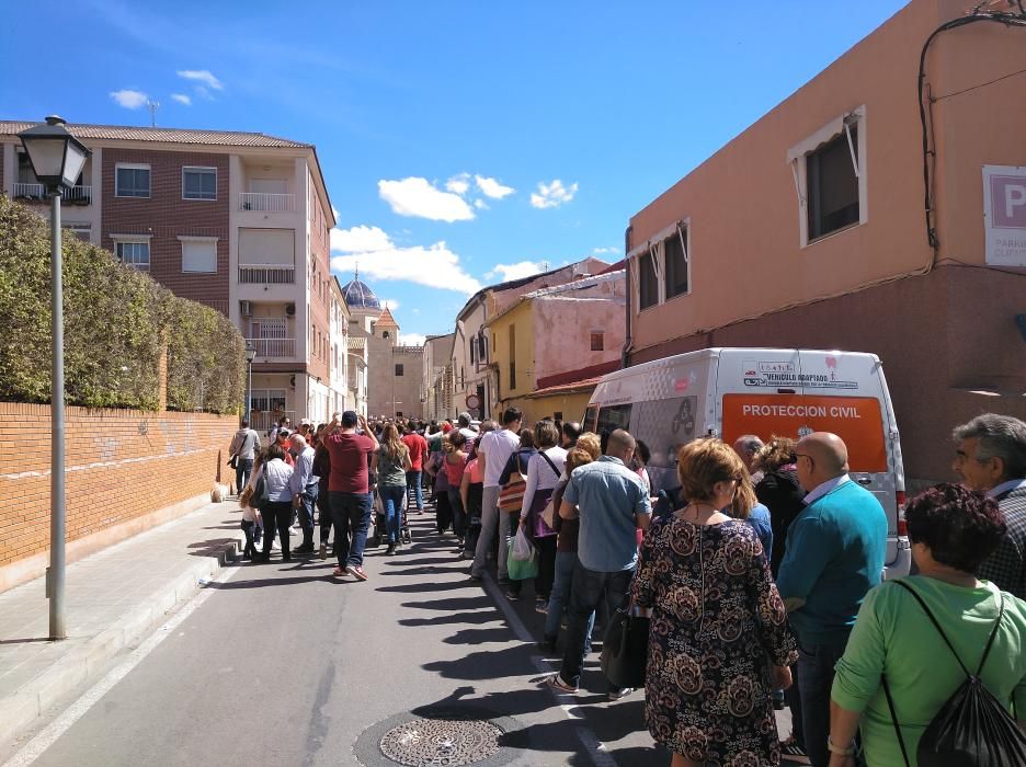 Miles de personas en el domingo de Santa Faz