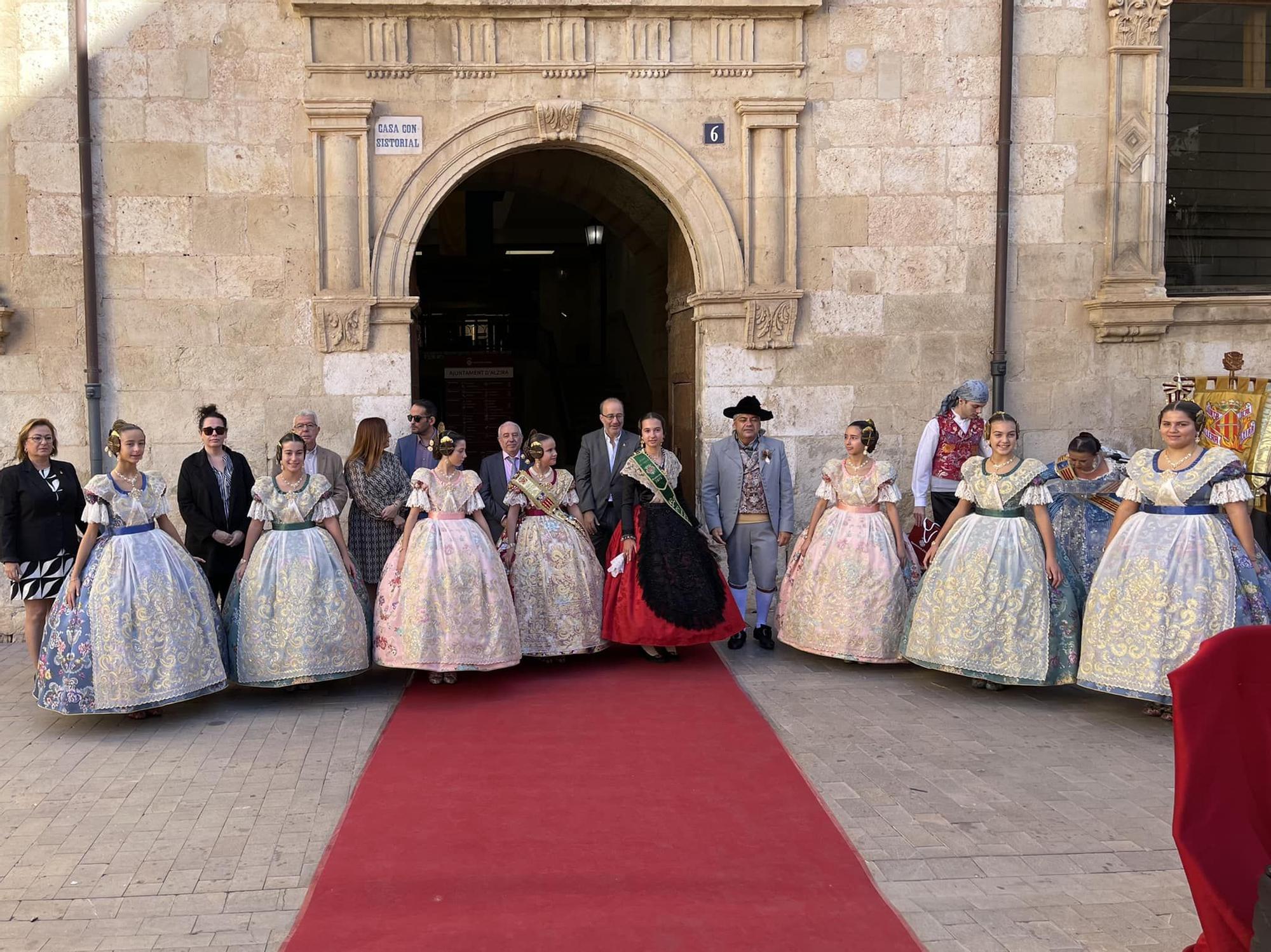 Exaltación de la fallera mayor infantil de Alzira