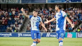 El CD Tenerife se rejuvenece: los fichajes tienen casi cinco años menos de media que los desvinculados