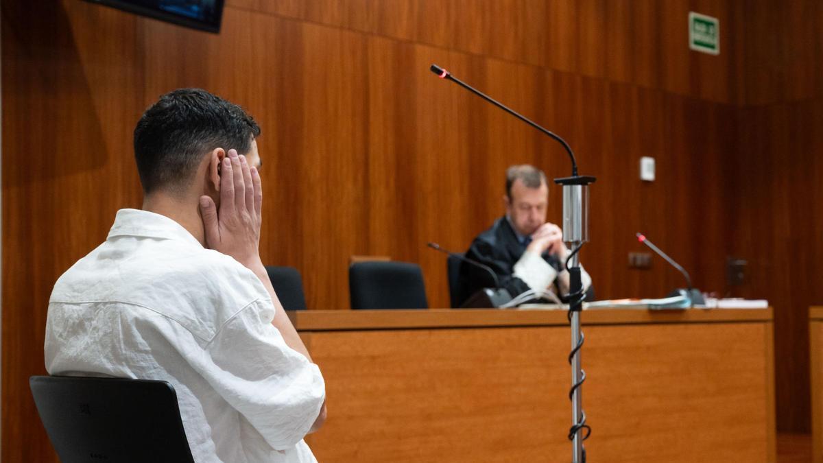 Sucesos Aragón | Un vecino de Caspe defiende que no violó a la novia de su compañero de piso: «Nunca le he tocado»