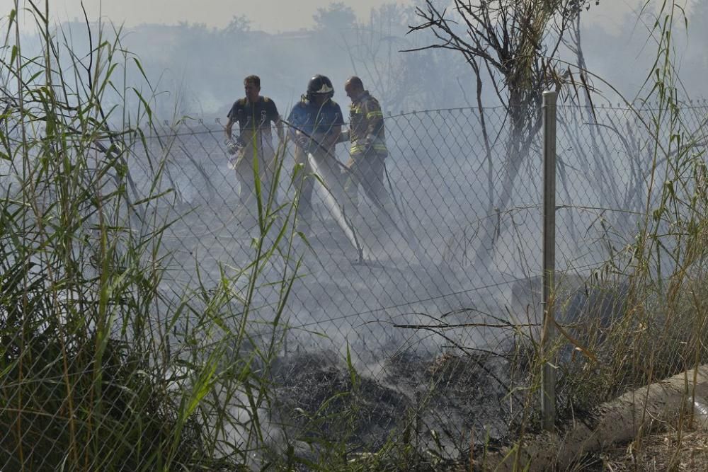 Incendio de matorral en Cabezo de Torres