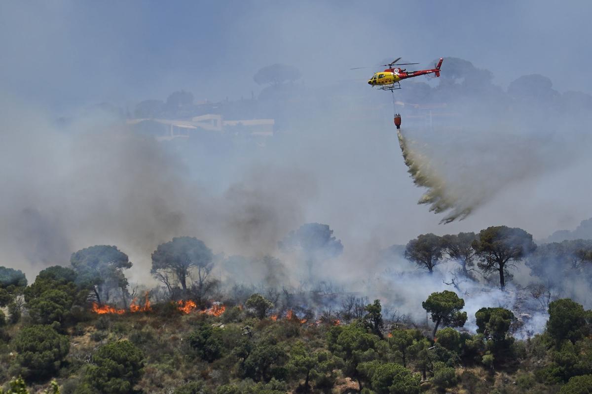 Incendio forestal en Castell d’Aro y Santa Cristina d’Aro