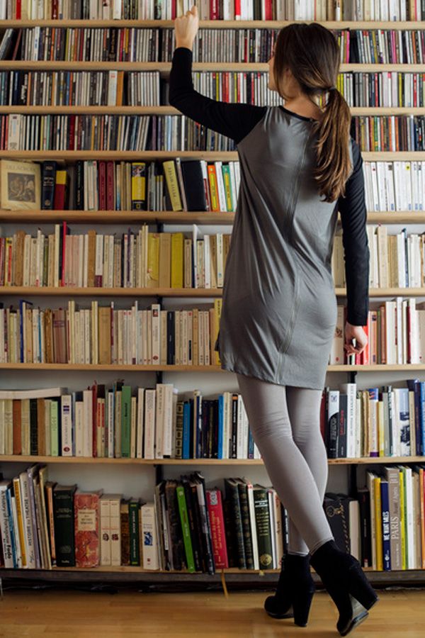 Mujer leyendo