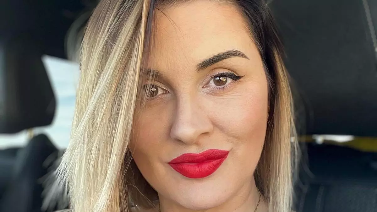 Merche Gutiérrez «Me enfoco en una maternidad real de la que no se habla y hago una parodia de ella pero siempre con parte de razón»