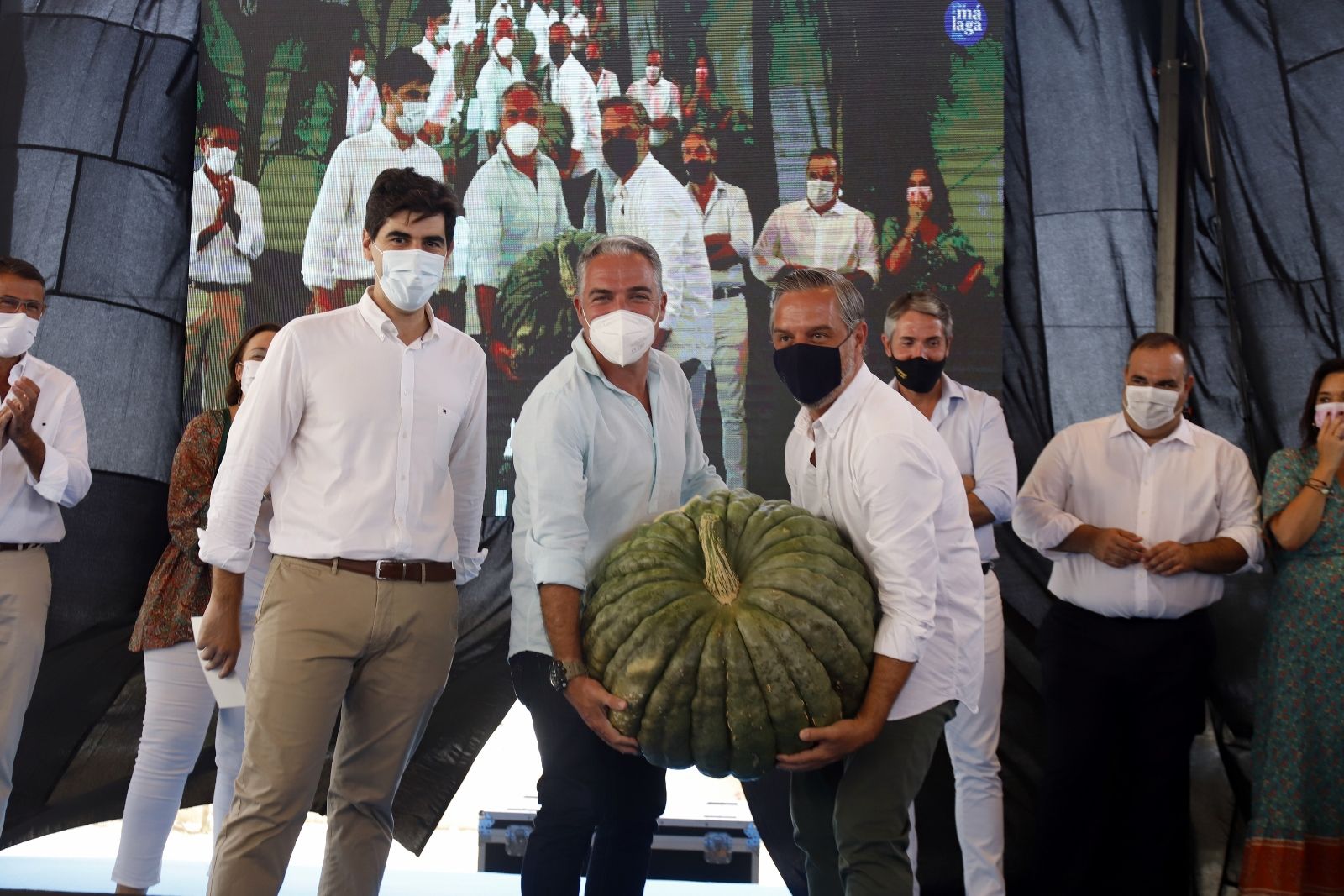 Concurso hortofrutícola de Coín y subasta Mejor Tomate Huevo de Toro