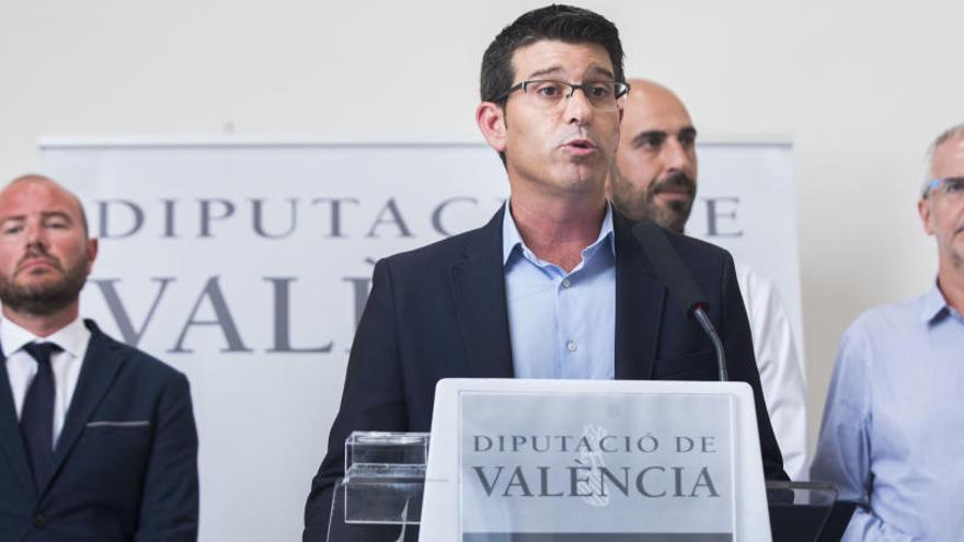 Rodríguez durante la rueda de prensa tras su dimisión.