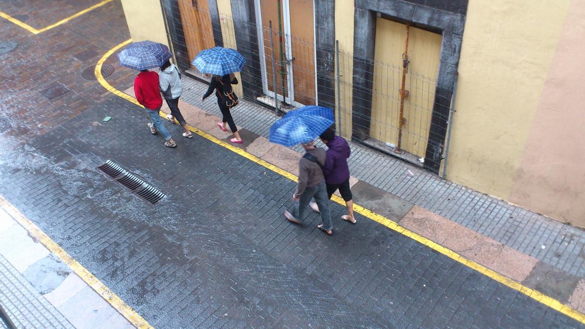 La Aemet activa el aviso amarillo en La Palma y El Hierro por fuertes lluvias