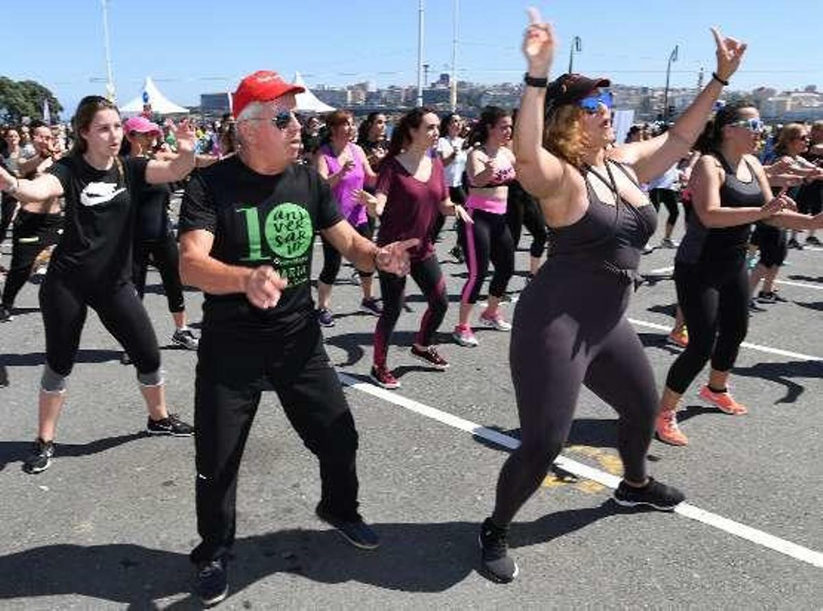 Soleada jornada lúdica con una respuesta de miles de deportistas
