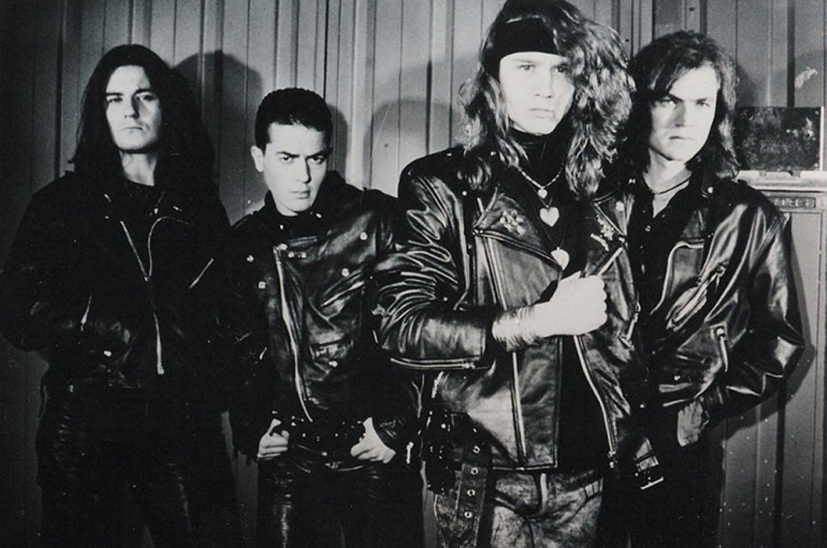 Héroes del Silencio vuelve a encabezar el listado.