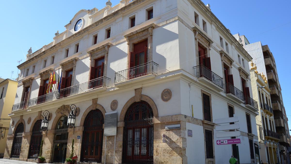 Fachada del Ayuntamiento de Sagunt.