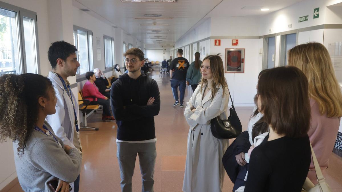 El hospital de Manises abre sus puertas a los futuros residentes