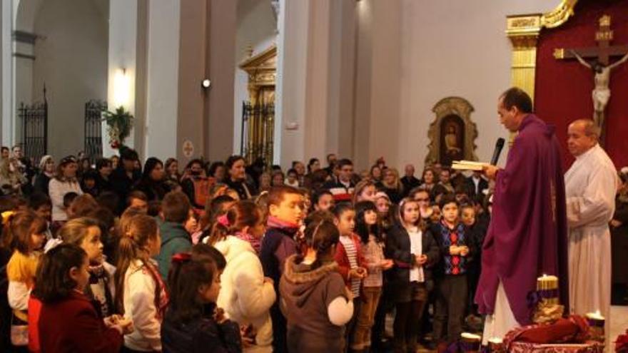 Acto en la iglesia de Nuestra Señora del Rosario