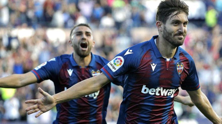 El medio celebra un gol frente al Barcelona este año