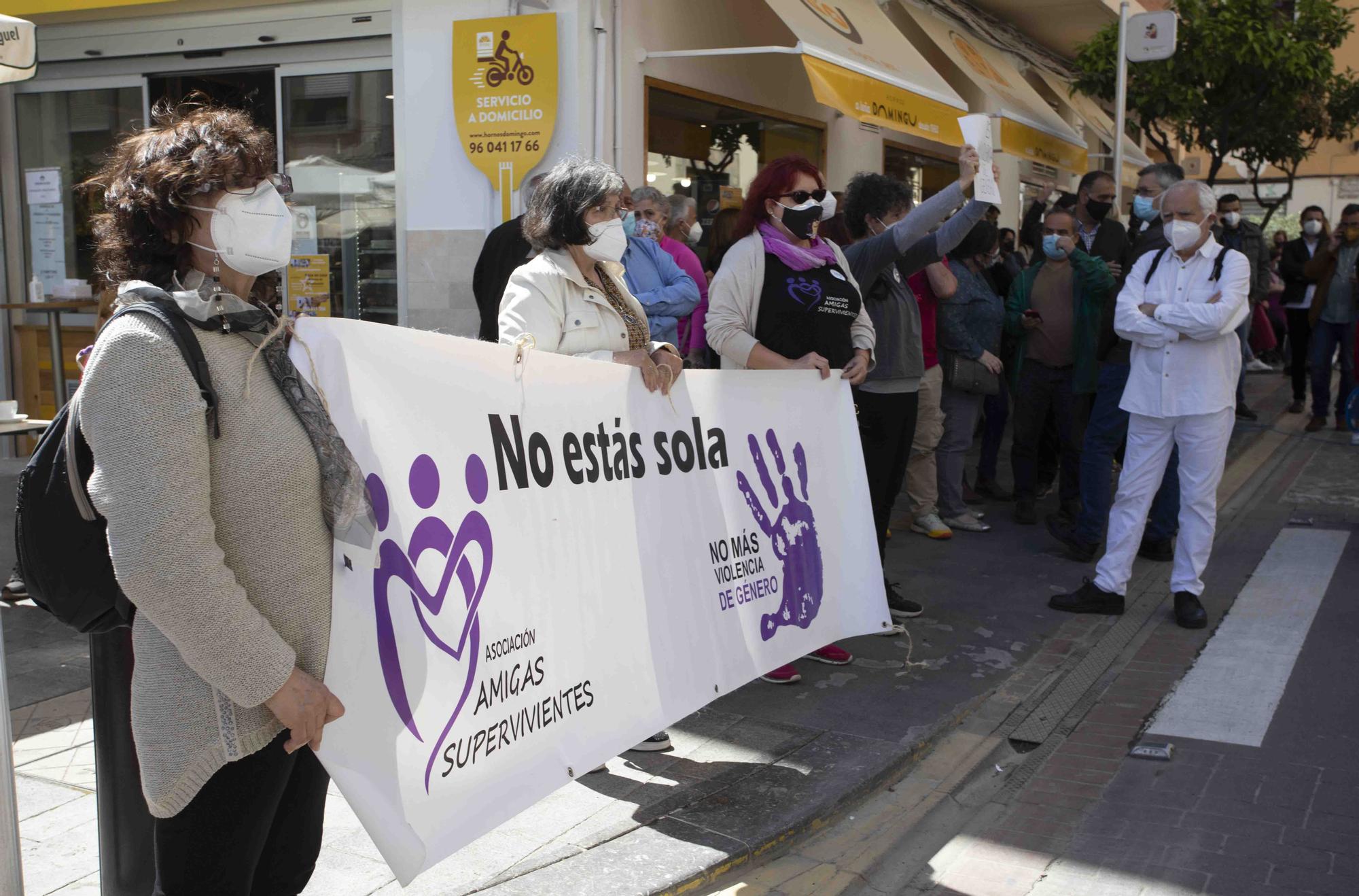 Condena y dolor en Sagunt por el asesinato de Soledad.