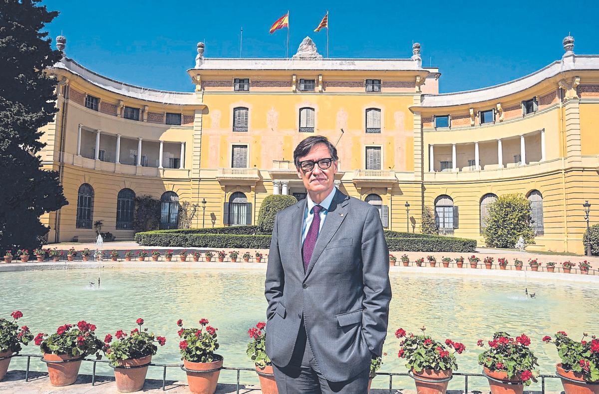 El president de la Generalitat, Salvador Illa, davant el Palau de Pedralbes.