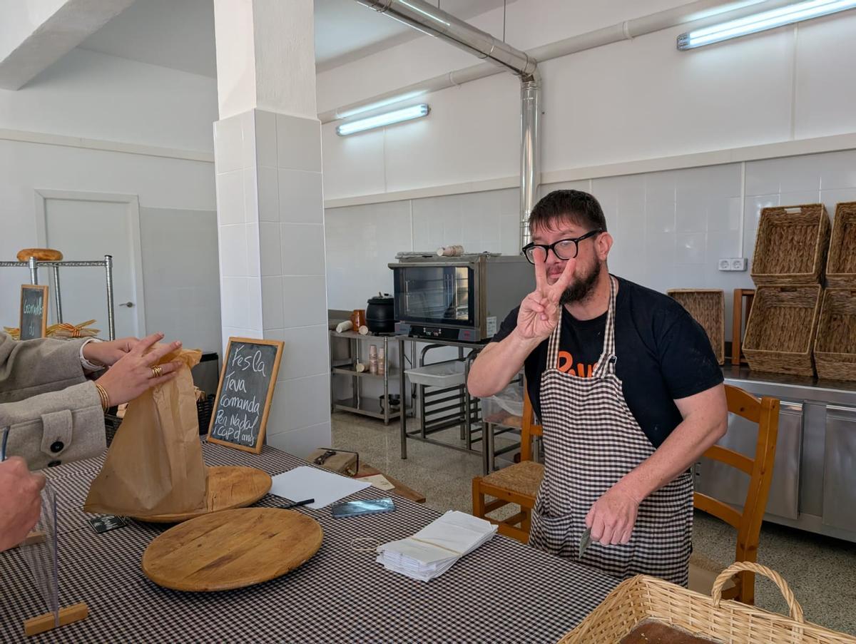 Lluc Munar, petit empresari de Mallorca: «De cada vegada tanquen més forns i queden menys forners»