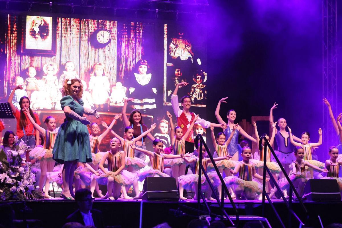 El Vila-real Talent llena de arte las fiestas