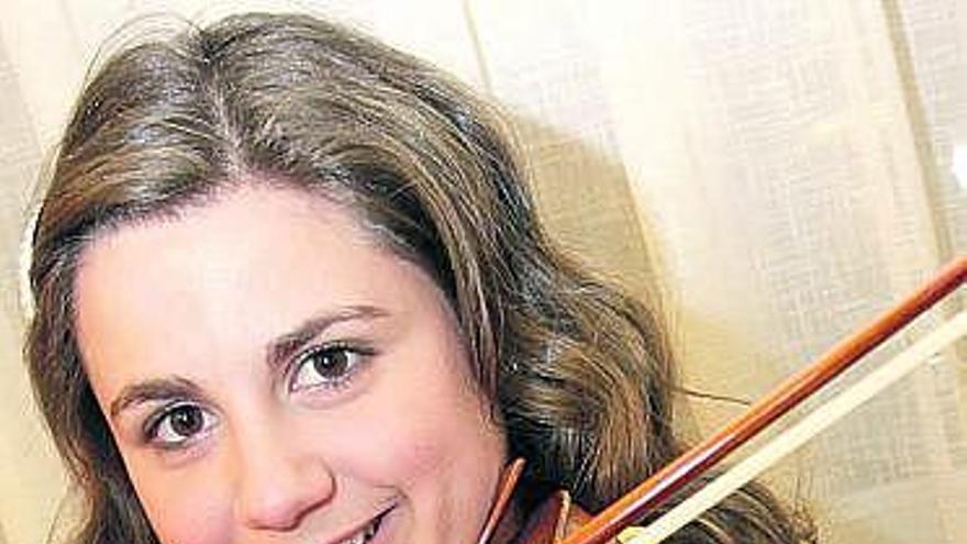 La joven violinista María Ovín Carrera.